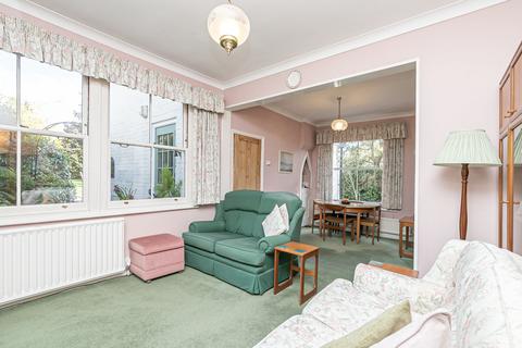 Weblands Epping Road, Roydon, Harlow, CM19 5HU
