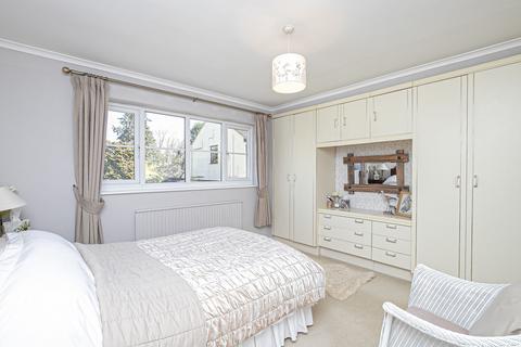 Weblands Epping Road, Roydon, Harlow, CM19 5HU