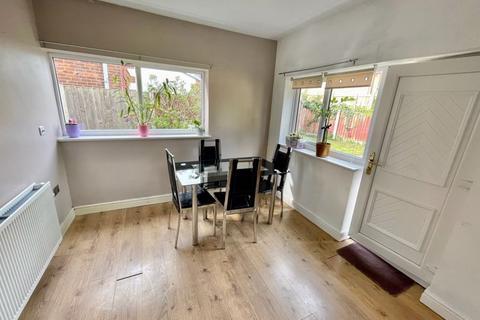 3 bedroom semi-detached house for sale - St. Johns Road, Wrexham