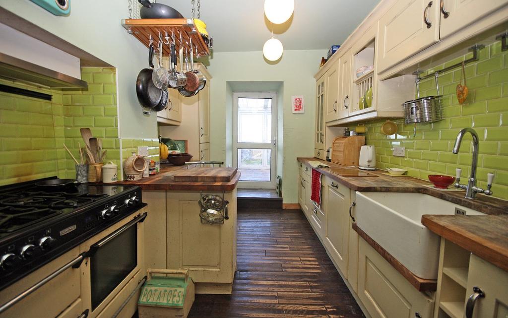 Upper Llandwrog, Caernarfon, Gwynedd... 5 bed detached house for sale