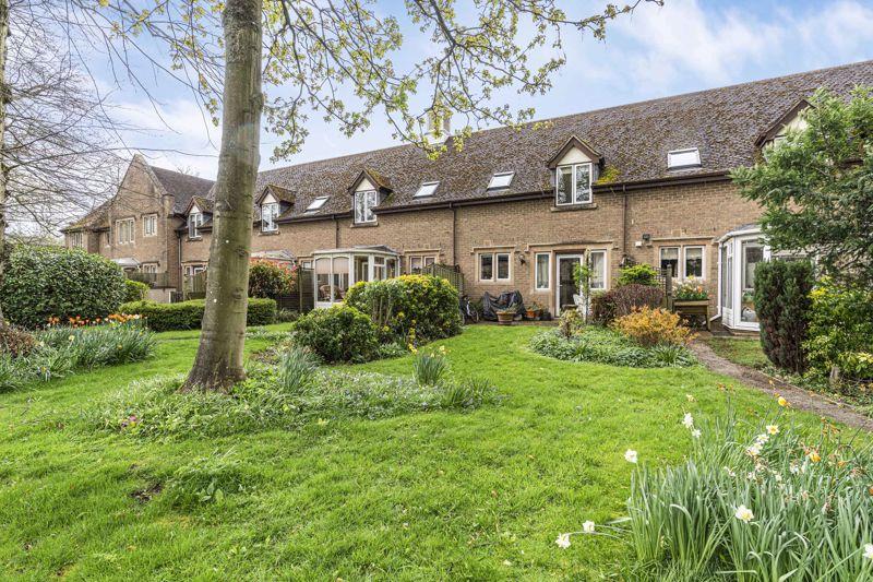 Kings End, Bicester 2 bed retirement property £300,000