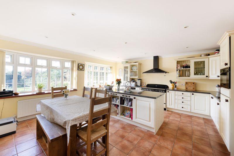 Flax Bourton Road, Failand 4 bed detached house £750,000