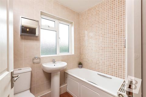 126 Briscoe Road, Rainham, RM13 9QG