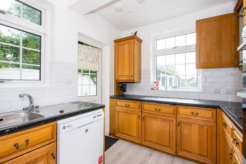 291 Burnt Oak Lane, Sidcup, DA15 8LS