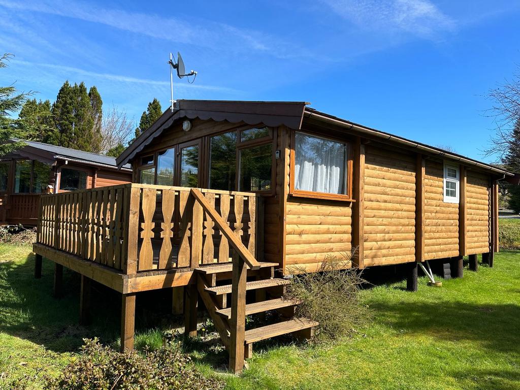 Cabin 215, Trawsfynydd Holiday Village, Trawsfynydd, LL41 4YB 2 bed