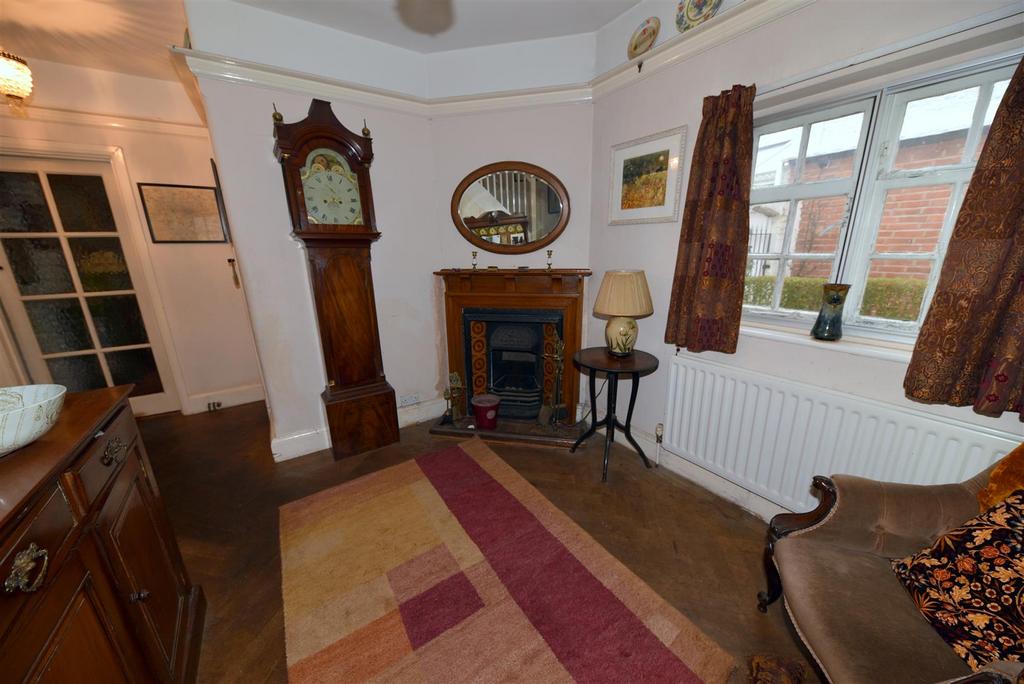 Carless Avenue, Birmingham B17 4 bed semidetached house for sale £