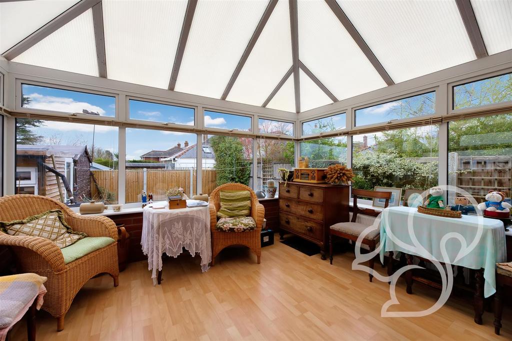 Yorick Road, West Mersea Colchester CO5 2 bed detached house for sale