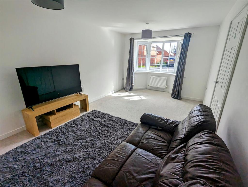 Doverton Close, Royal Park Nuneaton 4 bed detached house £409,950