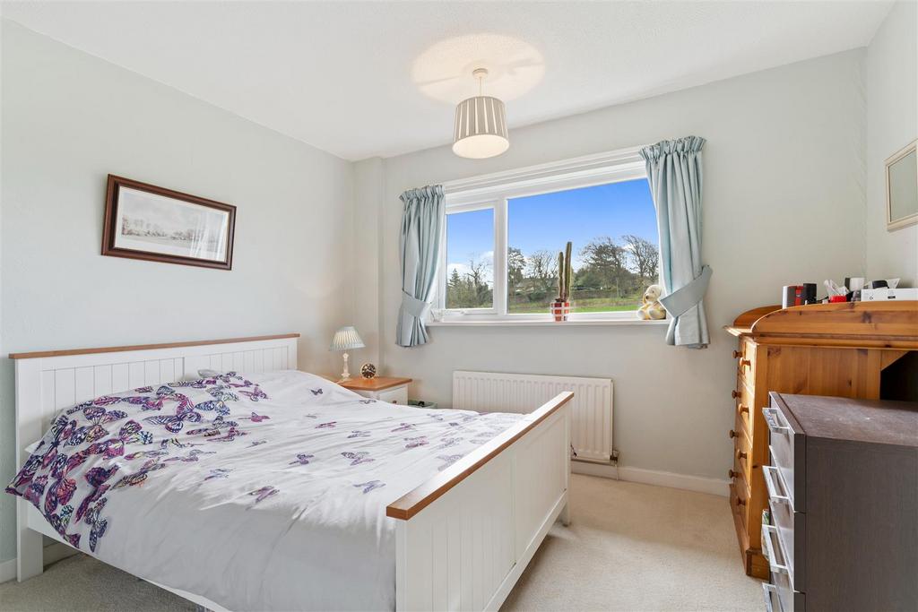 22 Hadrian-Court-Goodfellows2150.jpg