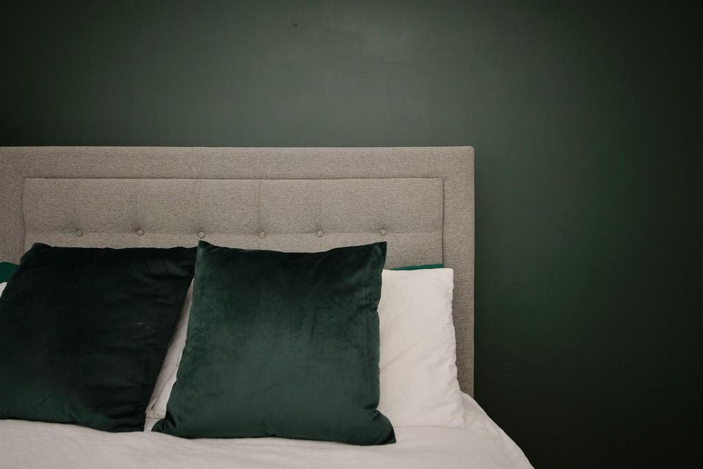 25 godwin lane - bed1d.jpg