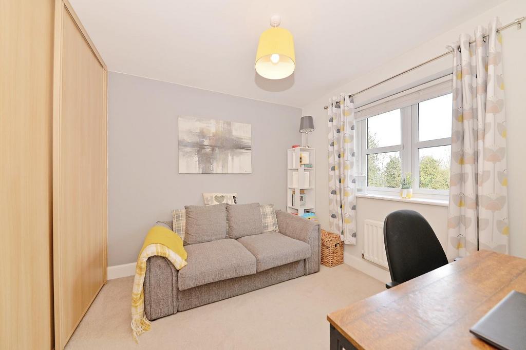25 godwin lane - bed2a.jpg