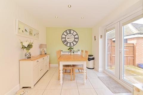 25 Godwin Lane, Knowle, Solihull, B93 0FD