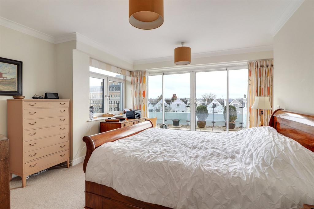 Principal Bedroom