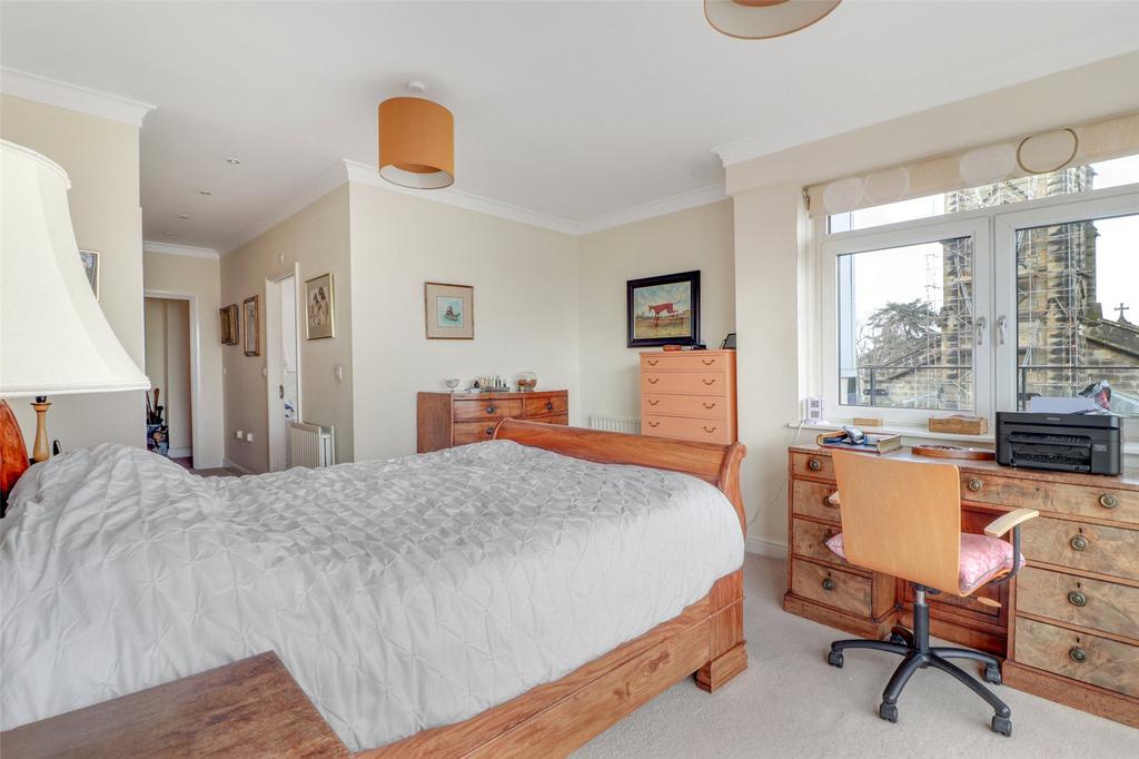 Prinicpal Bedroom