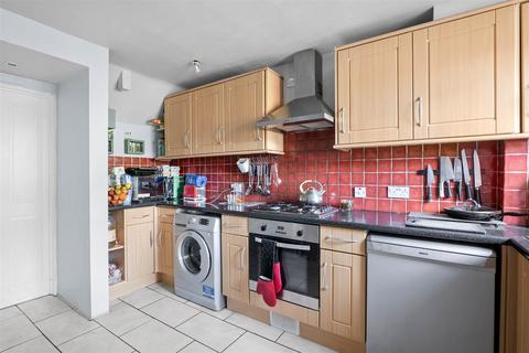 19 Balmoral Close, Evesham, WR11 4QN