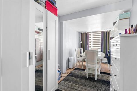 19 Balmoral Close, Evesham, WR11 4QN