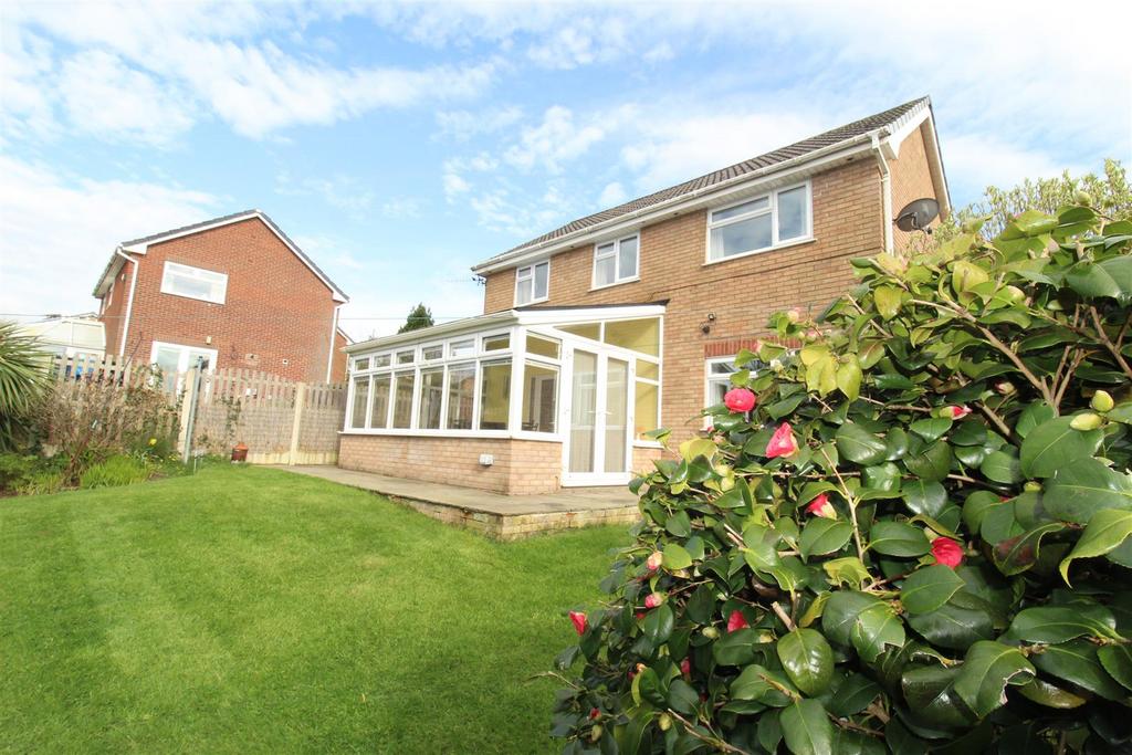 Marston Close, Lostock, Bolton 5 bed detached house for sale £435,000