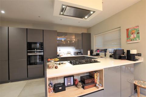 87 Jersey Road, Hounslow, TW5 0TW