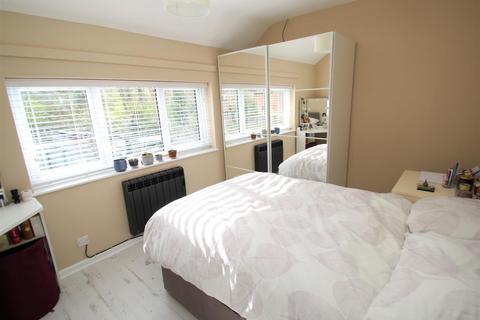 7 Cedar Close, Salisbury, SP2 9JA