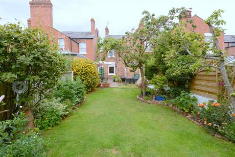3 bedroom detached house for sale, Canon Street, Cherry Orchard, Shrewsbury