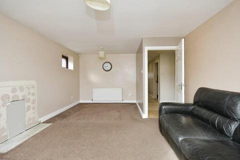 7 Cross Hill Close, Ecclesfield, Sheffield, S35 9WW