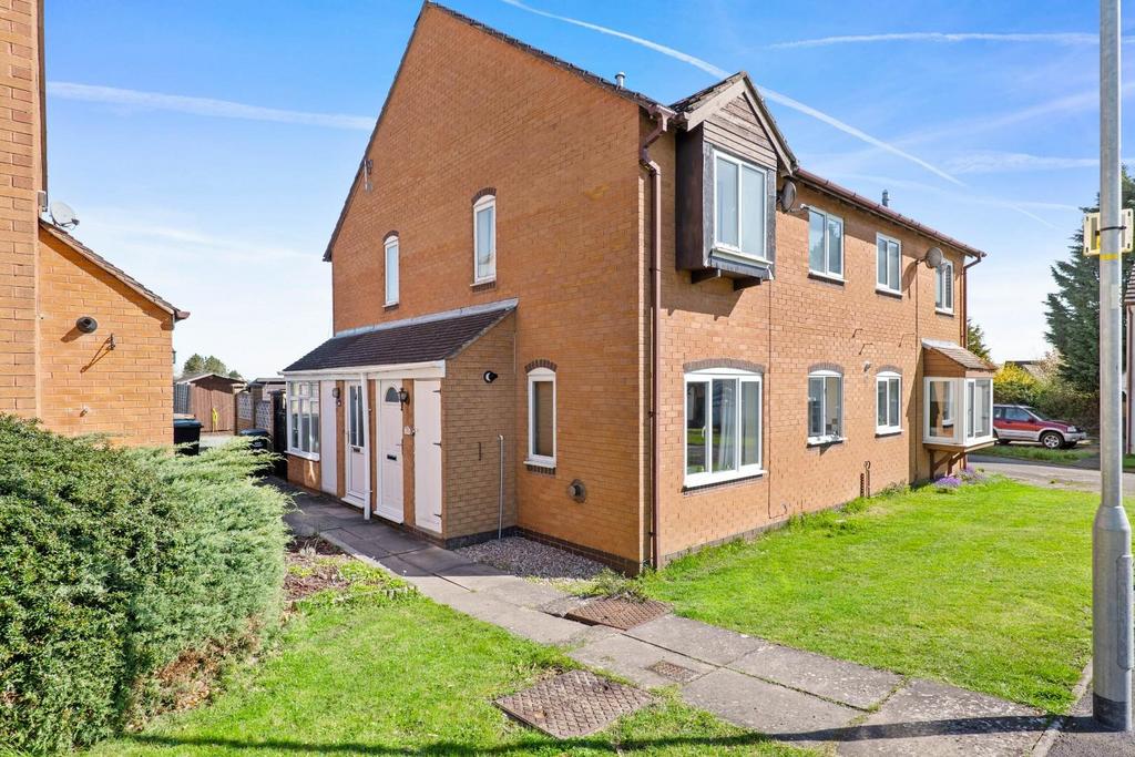 Tithe Court, Middle Littleton, Evesham 1 bed mews £57,000