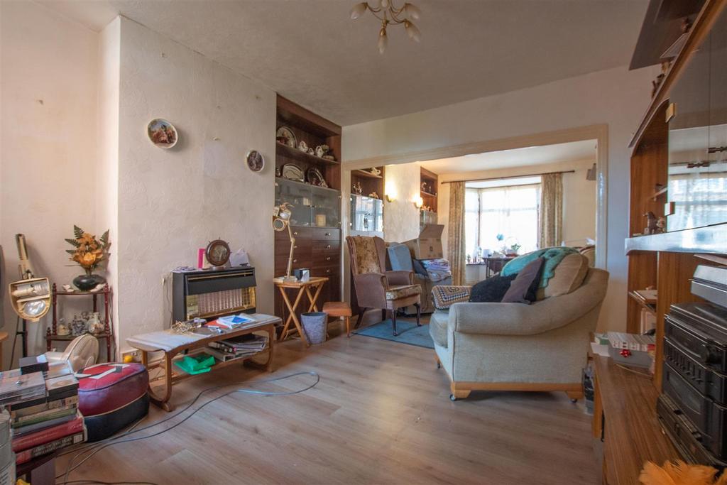 Melton Road North, Wellingborough 3 bed terraced house for sale £180,000