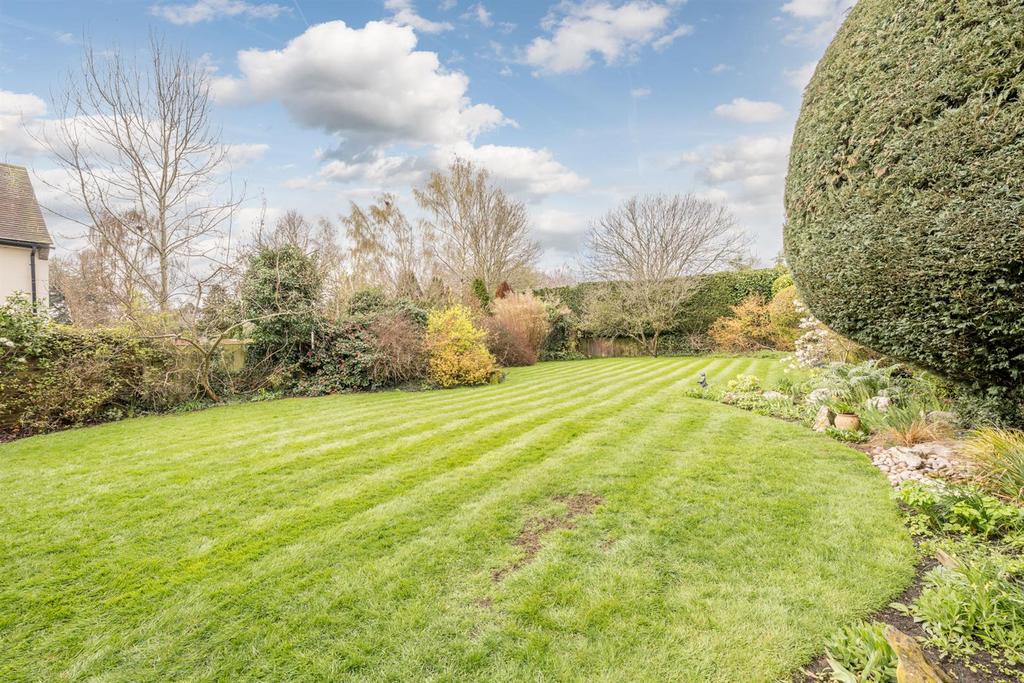 Cot Lane, Kingswinford, DY6 9TH 3 bed detached house for sale £485,000