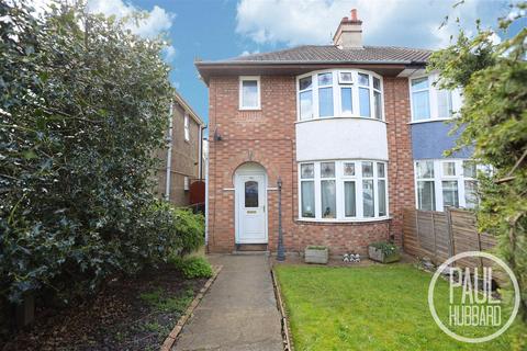 3 bedroom semi-detached house for sale, The Avenue, Pakefield, NR33