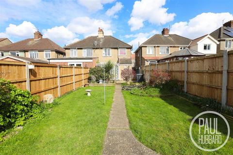 3 bedroom semi-detached house for sale, The Avenue, Pakefield, NR33