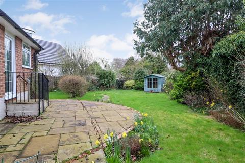 3 bedroom detached bungalow for sale, Fay Road, Horsham