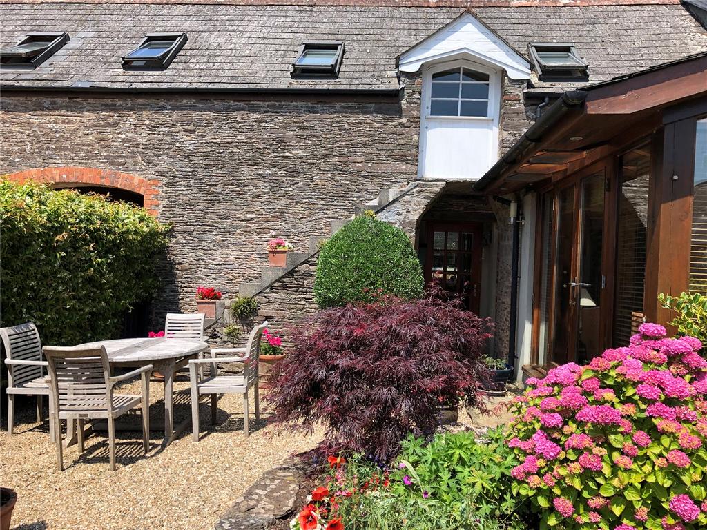 Chillington, Kingsbridge, Devon, TQ7 3 bed barn conversion for sale £