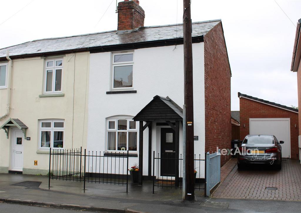 Albion Street, Wall Heath, Kingswinford 2 bed end of terrace house £