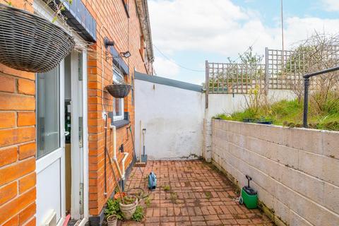 71 Glyn Vale, Bristol, BS3 5JE