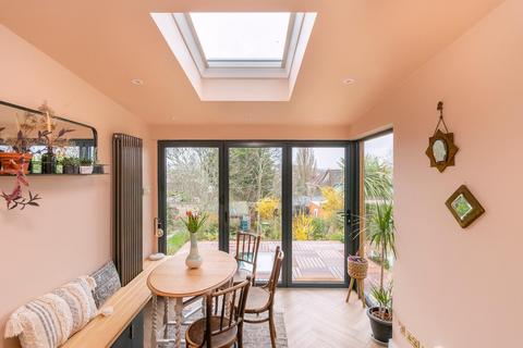 84 Cotswold Road, Bedminster, Bristol, BS3 4NS