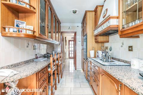118 Trinity Lane, Waltham Cross, EN8 7EN