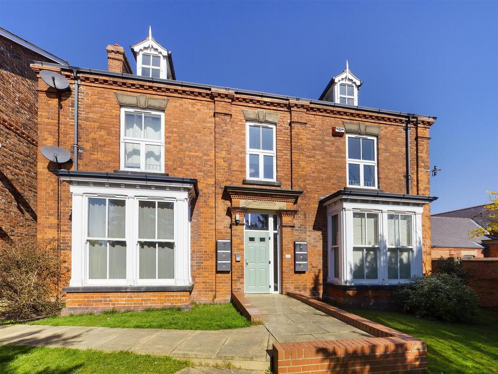 Marton Road, Bridlington 1 bed flat for sale £59,950