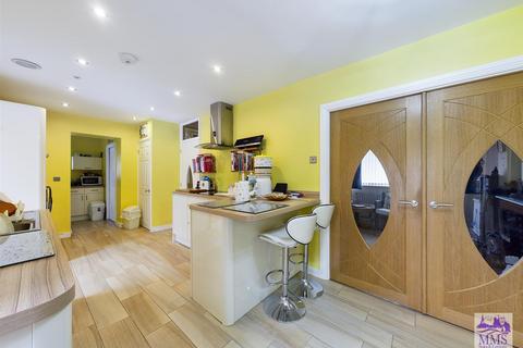 19 Leybourne Road, Rochester, ME2 3QF