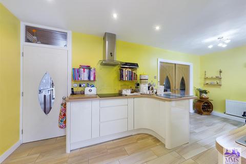 19 Leybourne Road, Rochester, ME2 3QF
