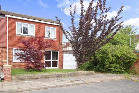 3 Helen Close, Dartford, DA1 3JA
