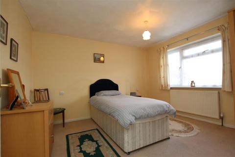 3 Helen Close, Dartford, DA1 3JA