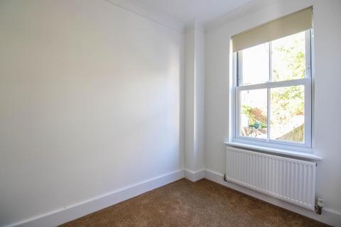 4 bedroom end of terrace house to rent, St Matthews Gardens, Cambridge