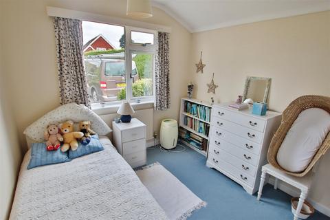 4 bedroom detached bungalow for sale - St. Cuthberts Lane, Locks Heath, Southampton