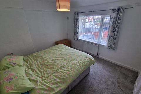 25 Arlington Road, Birmingham, B14 4QB
