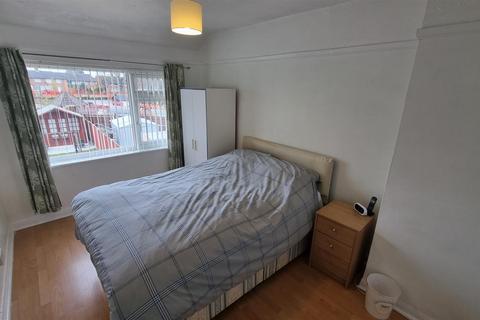 25 Arlington Road, Birmingham, B14 4QB