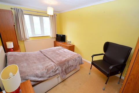 2 Beech Walk, Markfield, LE67 9RS