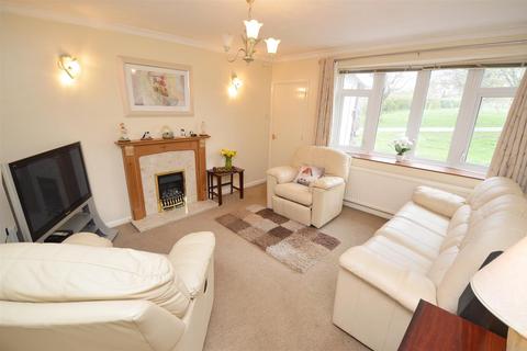 2 Beech Walk, Markfield, LE67 9RS