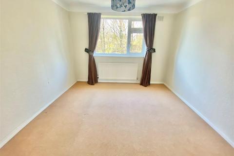 2 bedroom flat for sale - Tytherington Court MACCLESFIELD