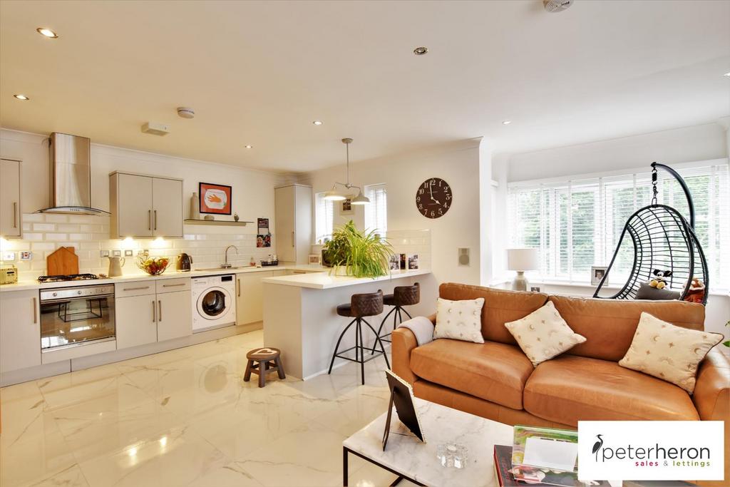 Open Plan Lounge and Dining Kitchen