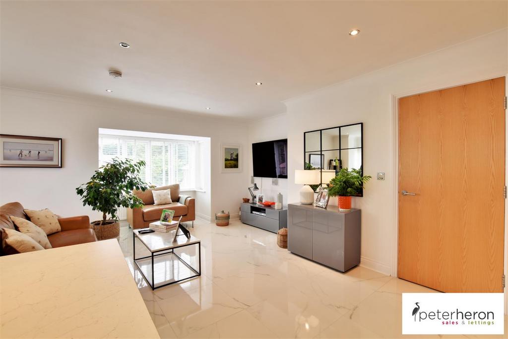 Open Plan Lounge and Dining Kitchen